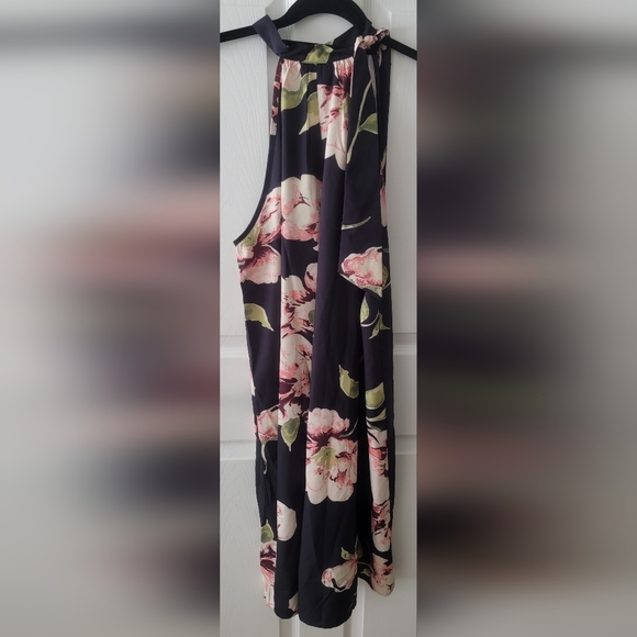 Allover Print Halter Dress Size 2XL - Picture 3 of 5